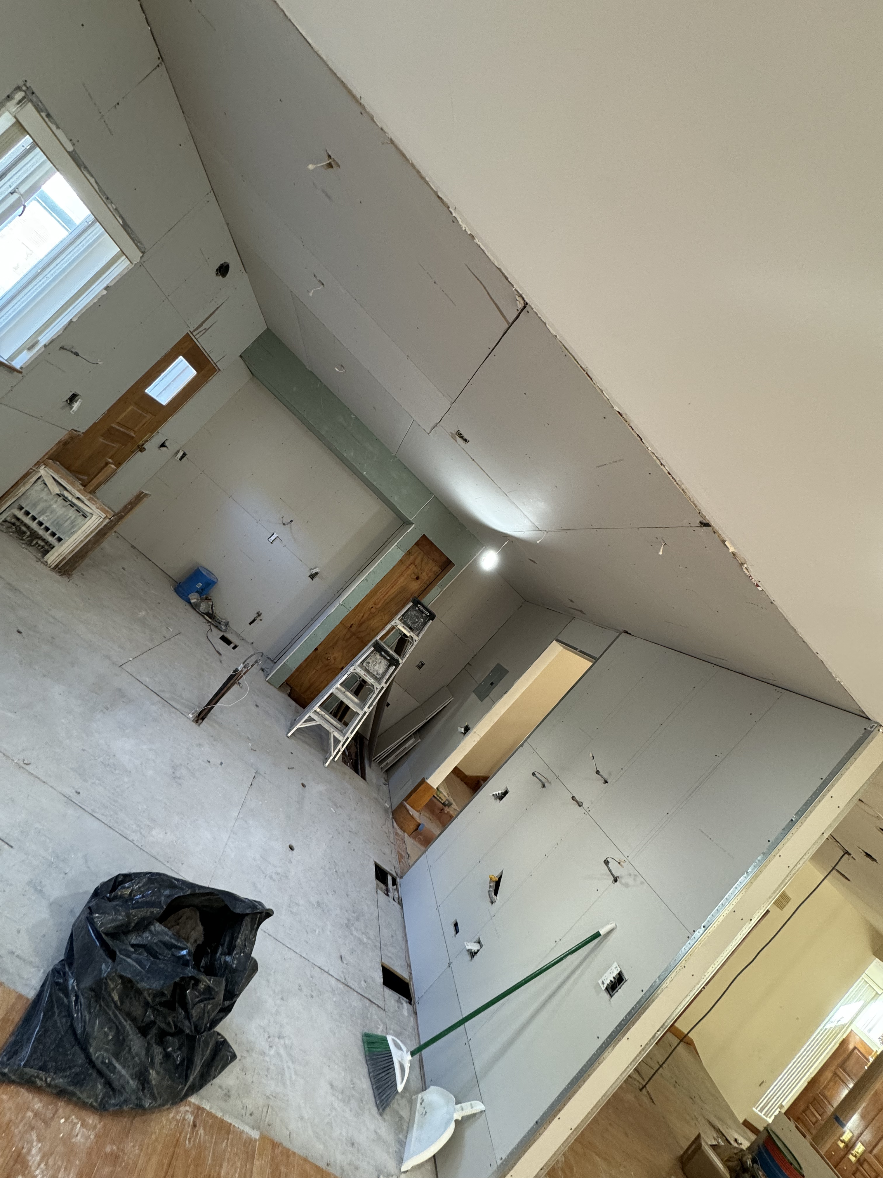 Floor & Wall 8